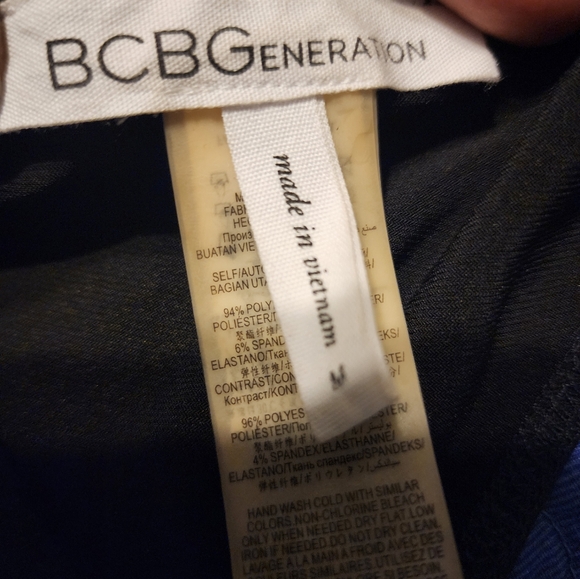 Flattering Gold Bodysuit - Picture 4 of 9